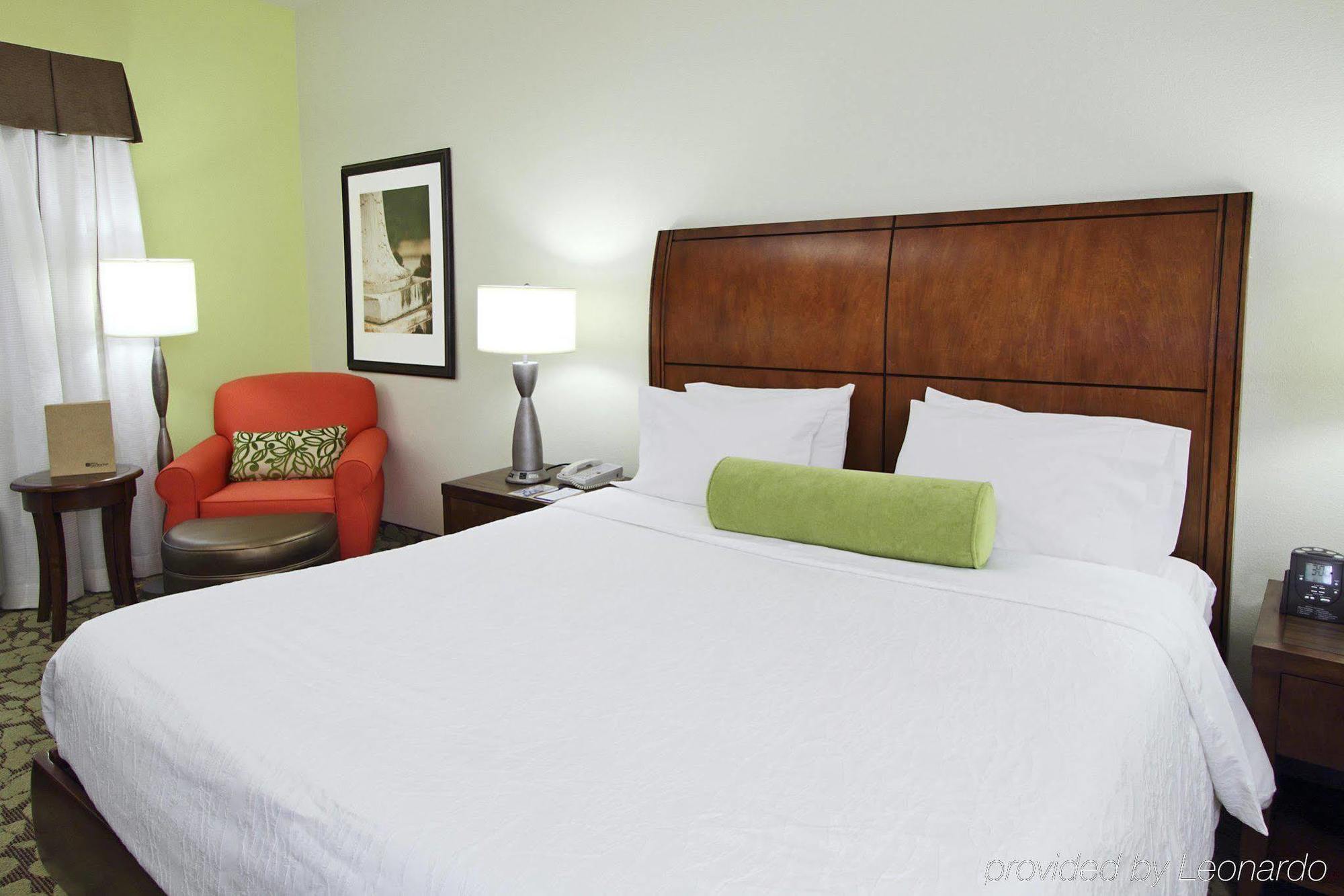 Hilton Garden Inn Calabasas Exteriör bild